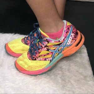 ASICS Tri-Noosa Gel 9 Size 8!